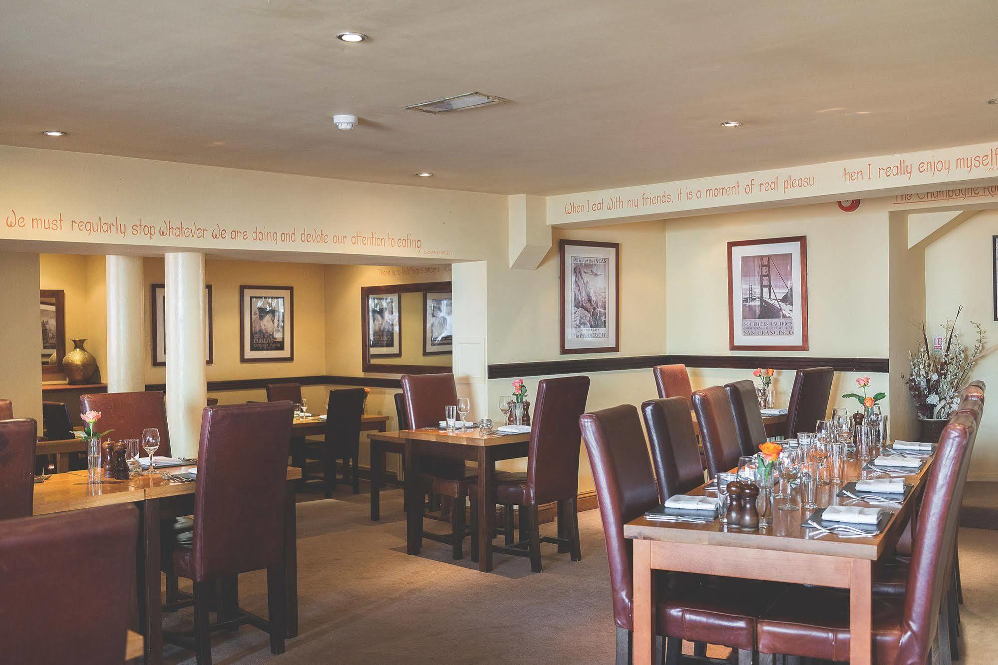 Rose & Crown Hotel Yealmpton Luaran gambar